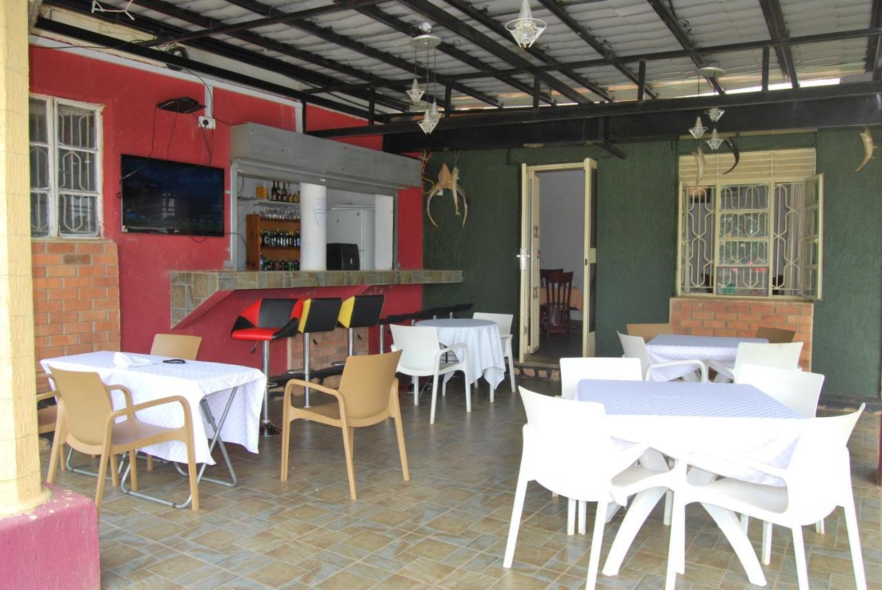 Frontiers Hotel Entebbe Luaran gambar
